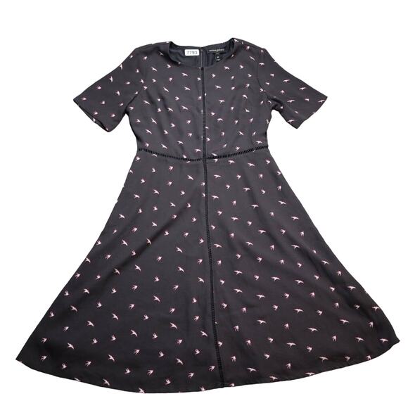 Banana Republic Fit Flare Dress Womens Petite 0P Black Swallow Bird Casual - Picture 1 of 12